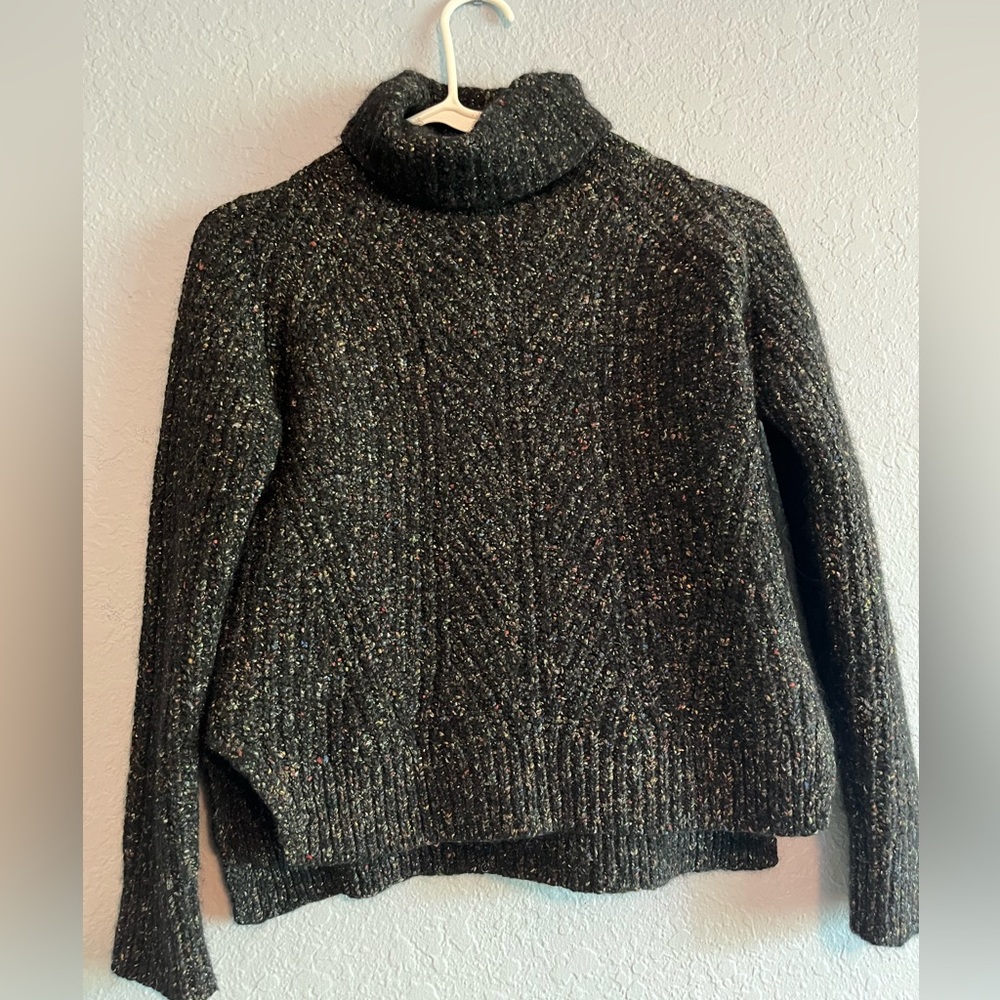 Madewell cropped turtleneck sweater xs